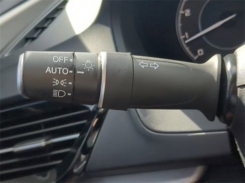 Used 2019 Acura RDX w/ Technology Package image 31