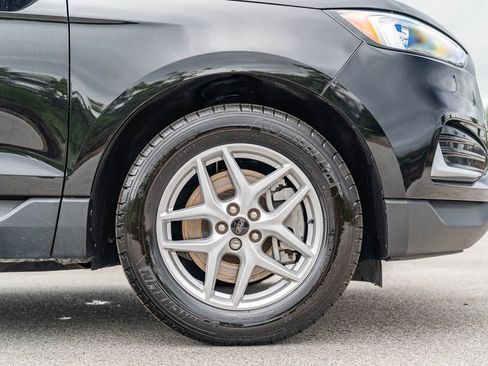 Used 2024 Ford Edge SEL image 8