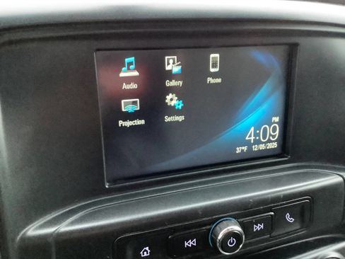 Used 2017 Chevrolet Silverado 1500 W/T w/ Trailering Package image 40