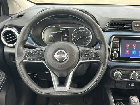Used 2025 Nissan Versa SV FWD image 22