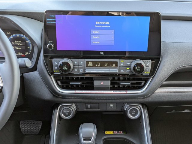 New 2026 Toyota Grand Highlander AWD Hybrid image 18
