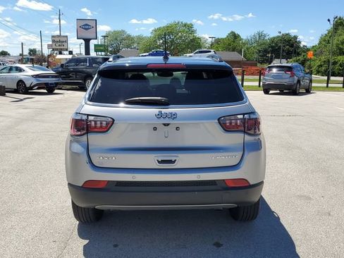 Used 2024 Jeep Compass Limited AWD/4WD image 5