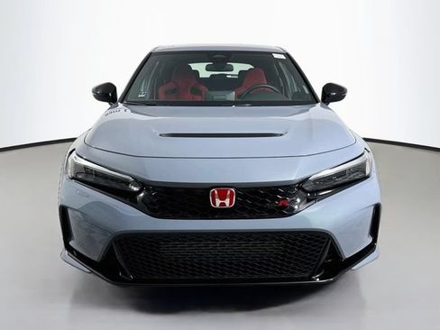 Used 2024 Honda Civic Type R image 2