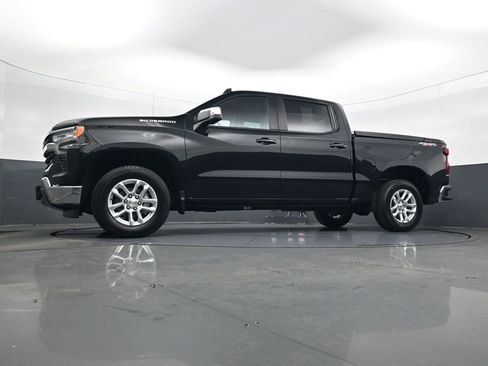 Used 2024 Chevrolet Silverado 1500 LT image 28