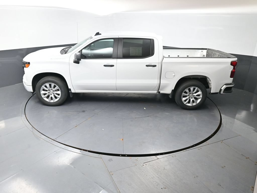 Used 2023 Chevrolet Silverado 1500 Custom AWD/4WD image 35