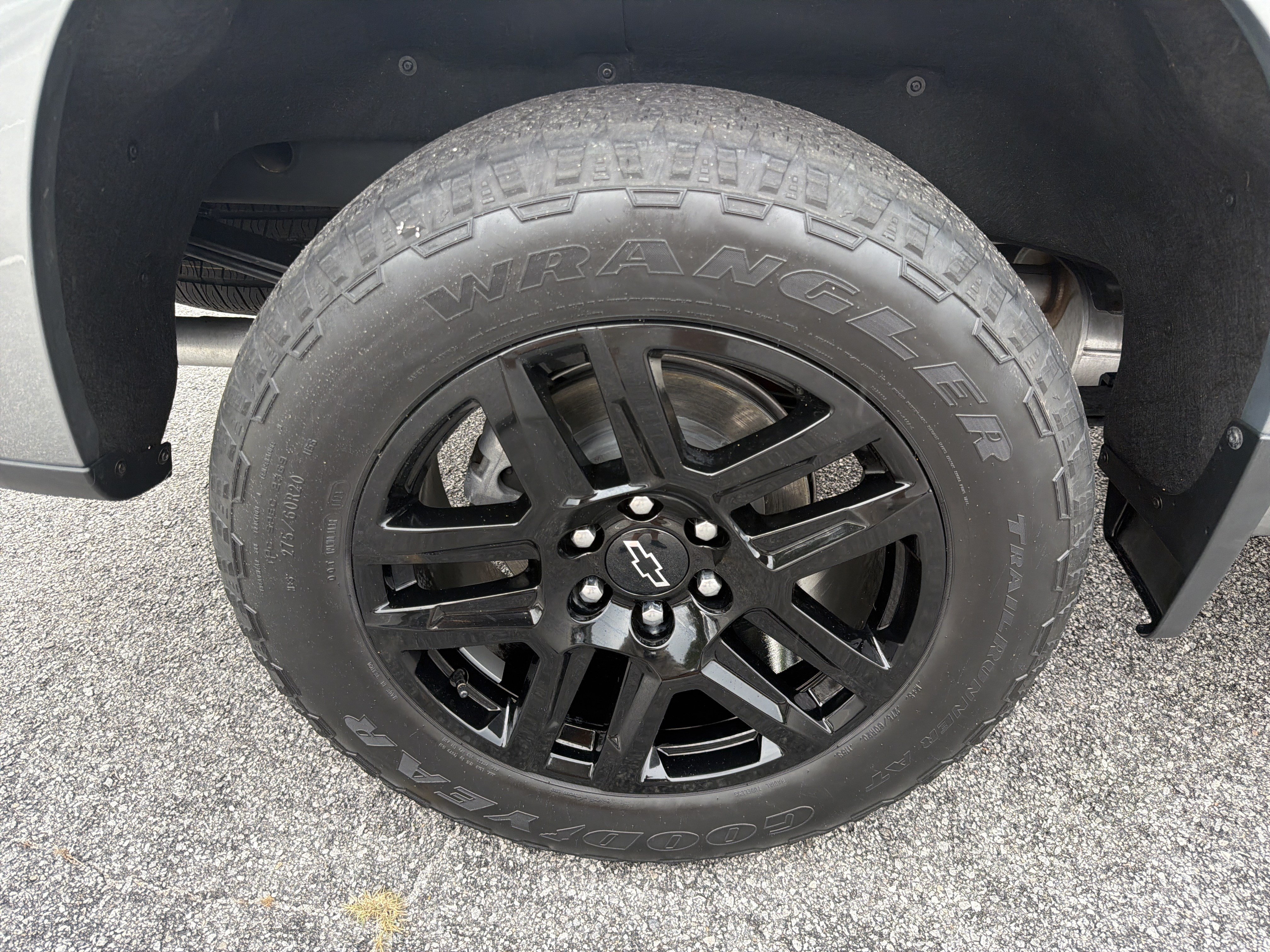 Used 2023 Chevrolet Silverado 1500 RST AWD/4WD image 18