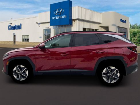 New 2026 Hyundai Tucson SEL image 3