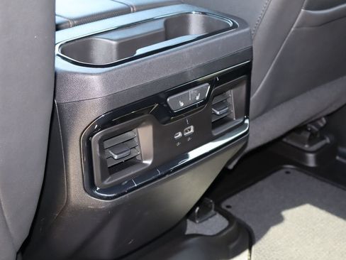 Used 2023 GMC Sierra 1500 AT4 w/ AT4 Premium Package AWD/4WD image 19