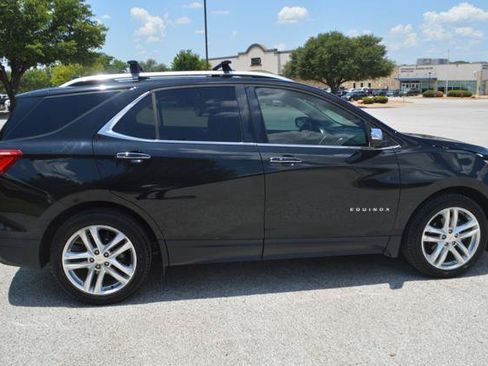 Used 2018 Chevrolet Equinox Premier FWD image 8
