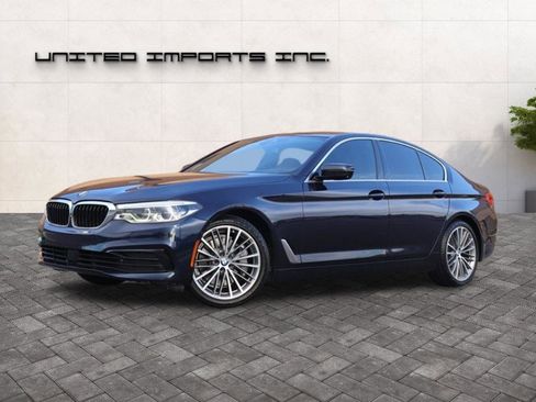 Used 2019 BMW 540i w/ Premium Package image 1