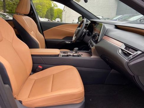 Used 2023 Lexus RX 350 Premium w/ Accessory Package (Z1) AWD/4WD image 29