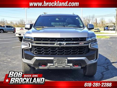 Used 2021 Chevrolet Suburban Z71 w/ Z71 Off-Road Package AWD/4WD image 8