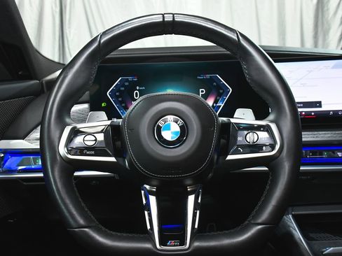 Used 2025 BMW 740i RWD image 63