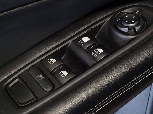 Used 2019 Jeep Compass Latitude w/ Popular Equipment Group AWD/4WD image 27