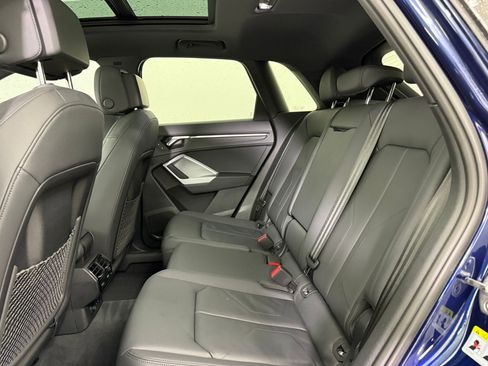 Certified 2025 Audi Q3 2.0T Premium w/ Convenience Package image 16