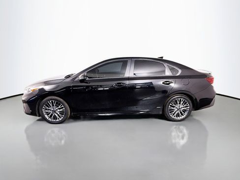 Used 2024 Kia Forte GT-Line image 6