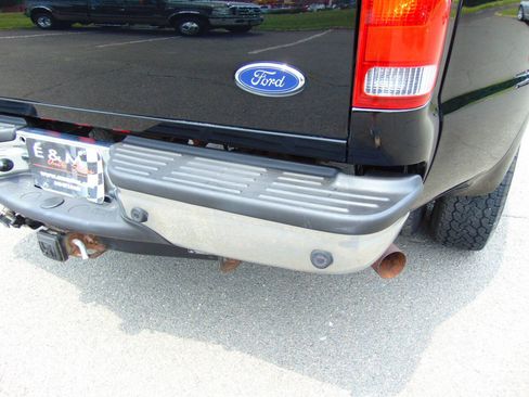 Used 2005 Ford F350 XLT AWD/4WD image 31