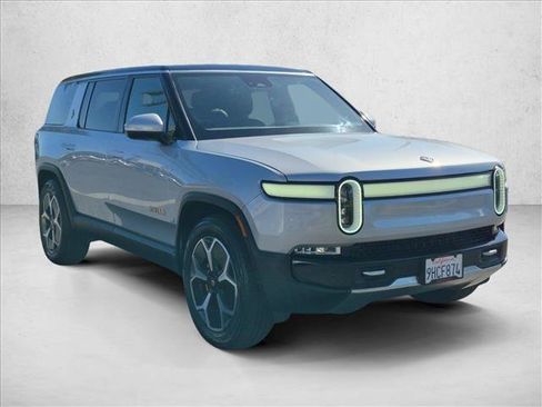 Used 2023 Rivian R1S Adventure Quad AWD/4WD image 3