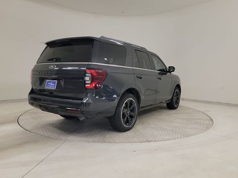 Used 2023 Ford Expedition Limited RWD image 7
