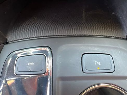 Used 2024 Chevrolet Equinox RS AWD/4WD image 30