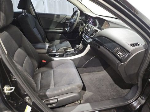 Used 2015 Honda Accord Sport image 14