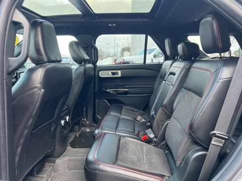 Used 2023 Ford Explorer ST-Line w/ Class IV Trailer Tow Package image 18