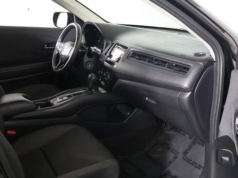 Used 2022 Honda HR-V LX image 16