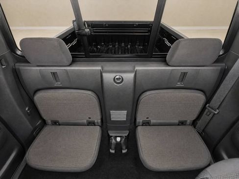 Used 2025 Nissan Frontier SV RWD image 15
