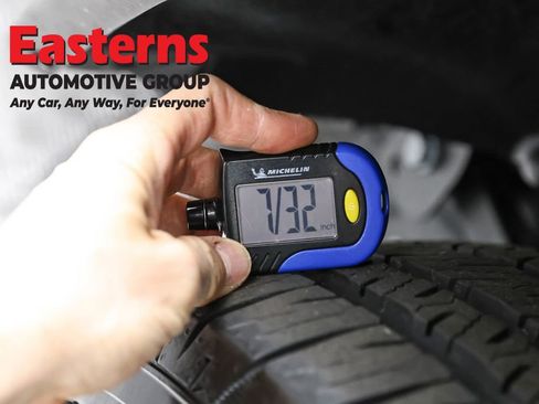 Used 2025 Jeep Wrangler Unlimited Sahara w/ Safety Group image 26