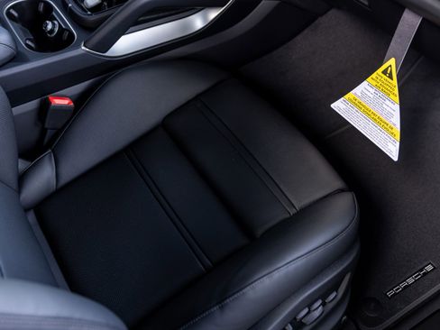 New 2026 Porsche Cayenne image 35