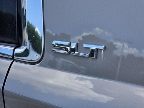Used 2019 GMC Yukon XL SLT w/ HD Trailering Package RWD image 9