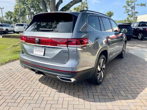 Used 2024 Volkswagen Atlas SE image 6