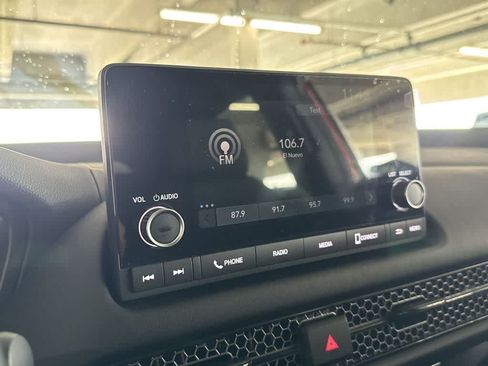 Used 2024 Honda HR-V Sport image 17