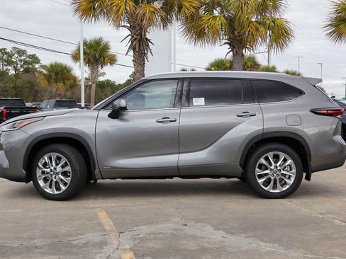 New 2026 Toyota Highlander Limited AWD/4WD image 18