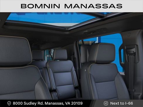 New 2026 Chevrolet Suburban Premier image 24