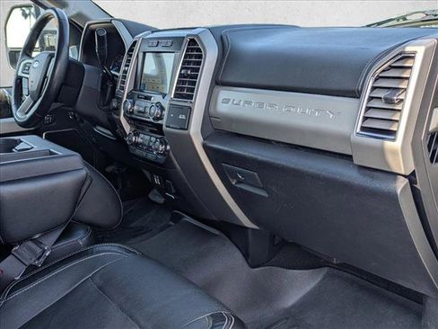 Used 2017 Ford F250 Lariat w/ Lariat Ultimate Package image 22