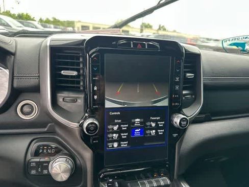 Used 2021 RAM 1500 Laramie w/ Sport Appearance Package AWD/4WD image 14