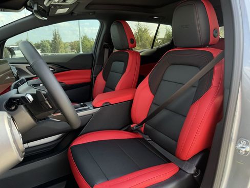 New 2026 Chevrolet Equinox EV RS image 19