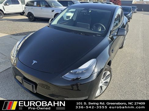 Used 2024 Tesla Model Y Long Range AWD/4WD image 31