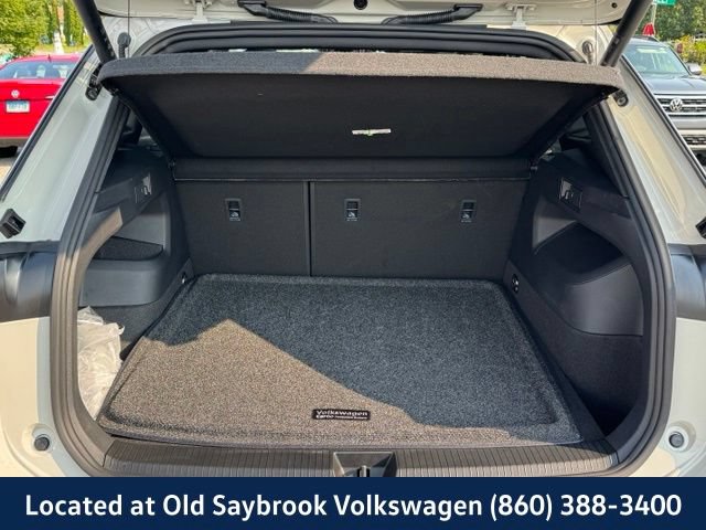 Certified 2025 Volkswagen Tiguan SEL R-Line AWD/4WD image 21