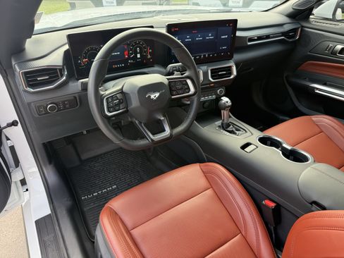 Used 2026 Ford Mustang GT Premium RWD image 13