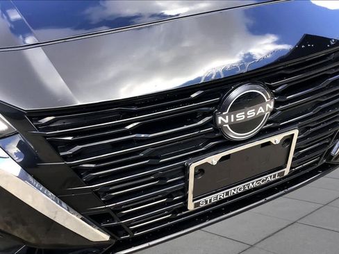 Certified 2023 Nissan Altima 2.5 SV FWD image 28