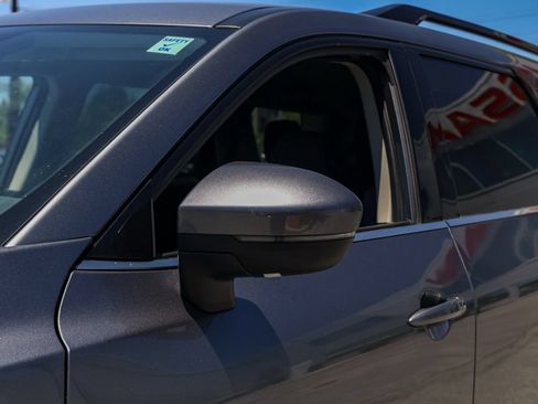 Used 2024 Nissan Pathfinder SV FWD image 12