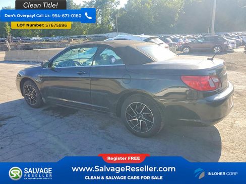 Used 2008 Chrysler Sebring Touring w/ Electronics Convenience Group FWD image 3