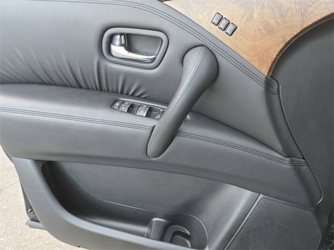 Used 2023 Nissan Armada SL image 15