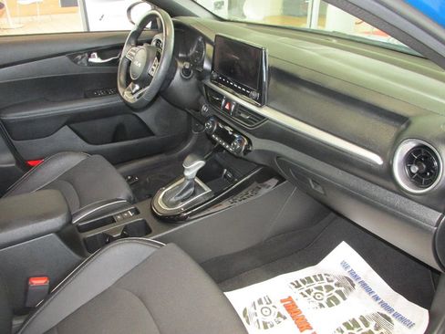 Used 2023 Kia Forte GT-Line w/ GT-Line Technology Package image 28