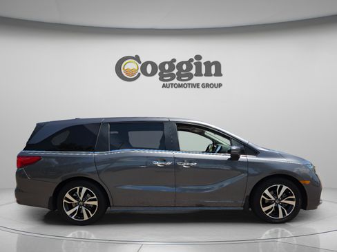 Certified 2023 Honda Odyssey Touring image 6