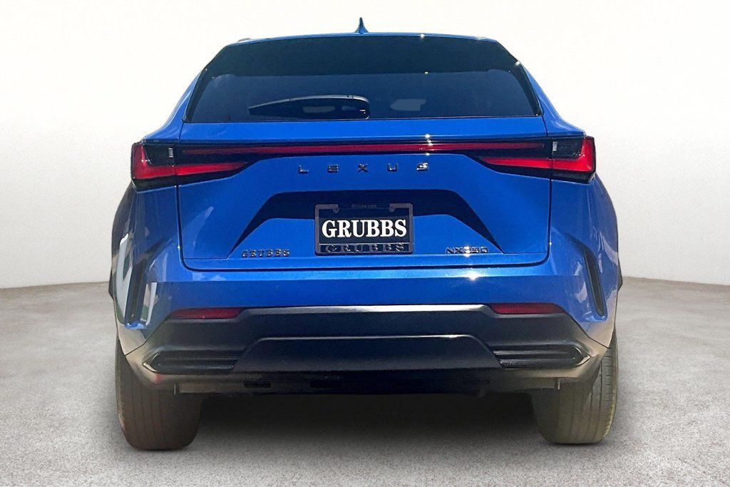 Used 2025 Lexus NX 250 FWD w/ Towing Package (2000 Lbs) image 5