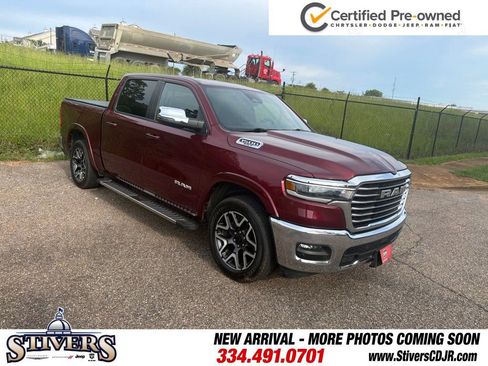 Certified 2025 RAM 1500 Laramie AWD/4WD image 1