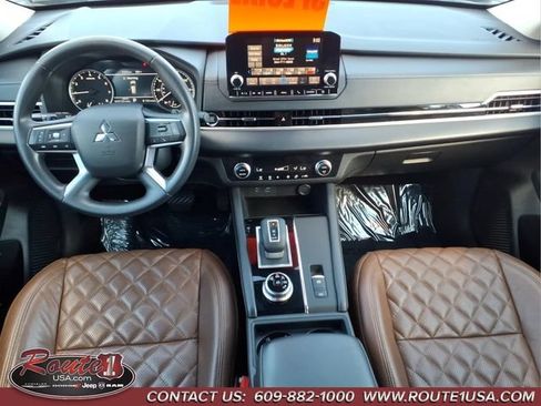 Used 2022 Mitsubishi Outlander ES FWD image 11